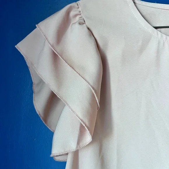 Women’s Blouse Small Pink Flutter Sleeve Minimalist Soft Girl Casual Chic Top - Picture 3 of 6